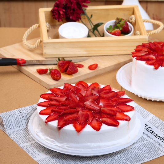 Milk Cake Strawberry