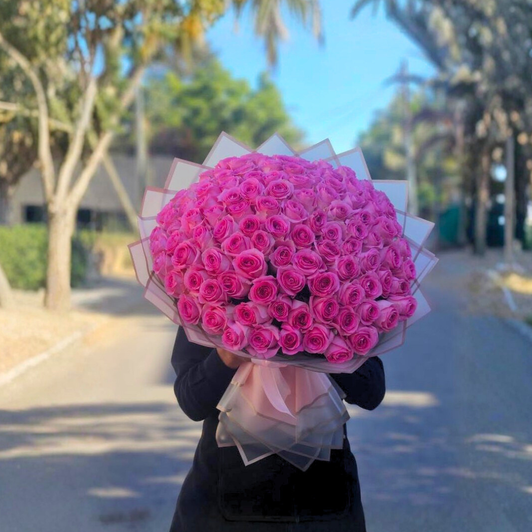 Dearly Beloved (100 stems)