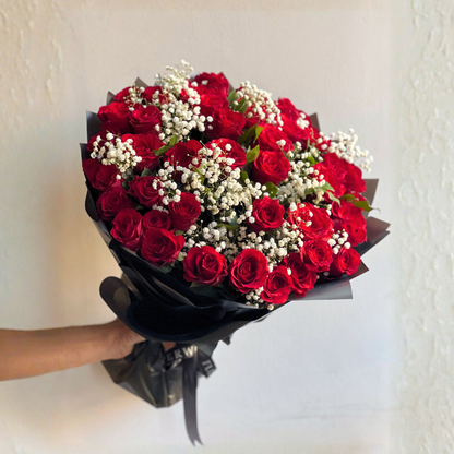 Apple of My Eye (50 stems)