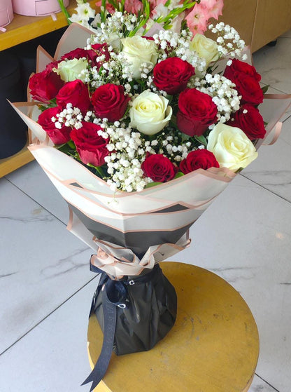 Red and White (24 stems)
