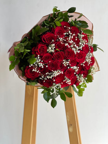 Mon Amour (30 stems of Rose)