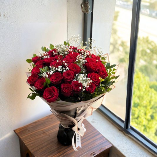 Mon Amour (30 stems of Rose)